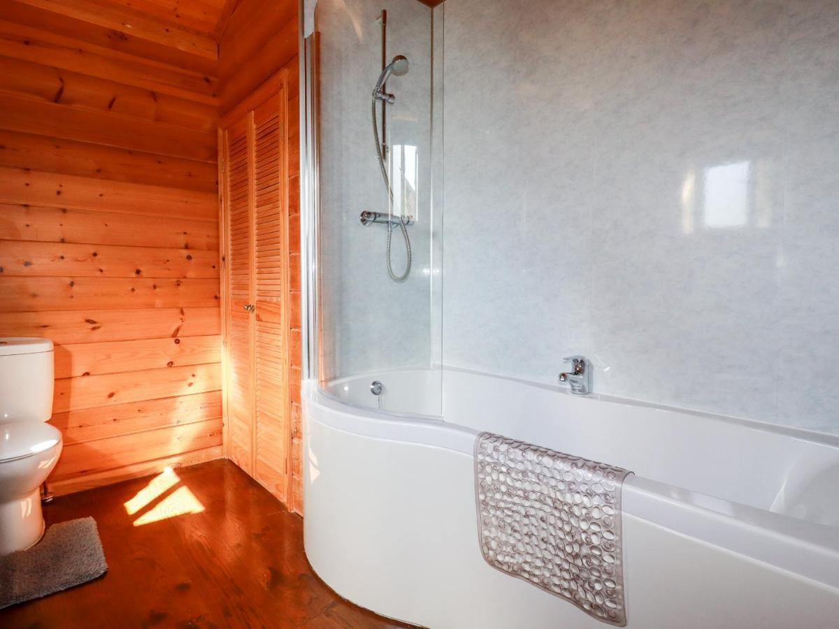 בודמין Willow Lodge מראה חיצוני תמונה