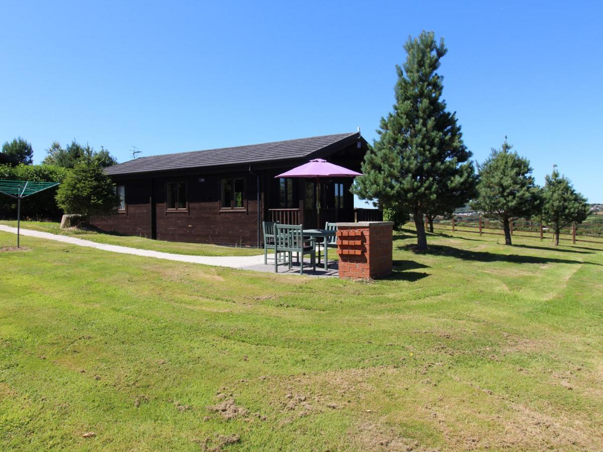 בודמין Willow Lodge מראה חיצוני תמונה