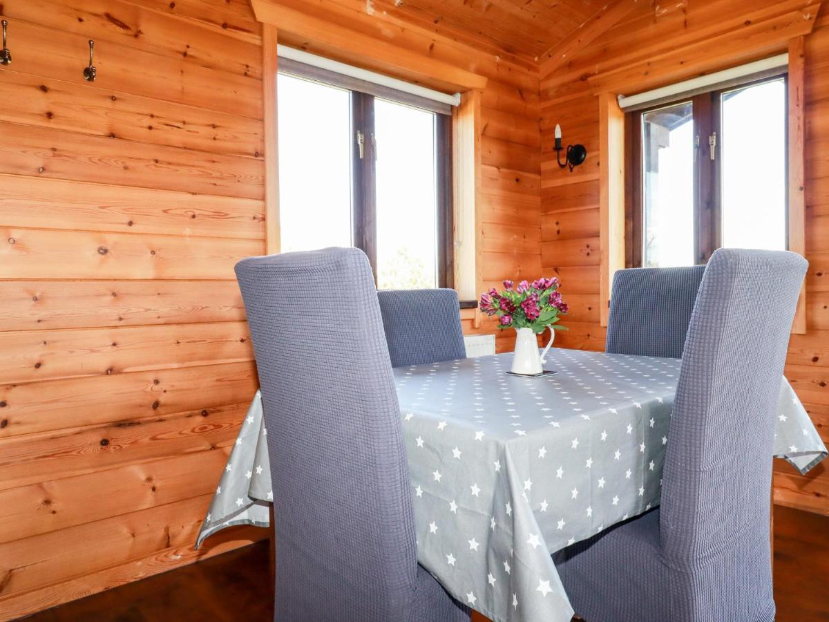 בודמין Willow Lodge מראה חיצוני תמונה